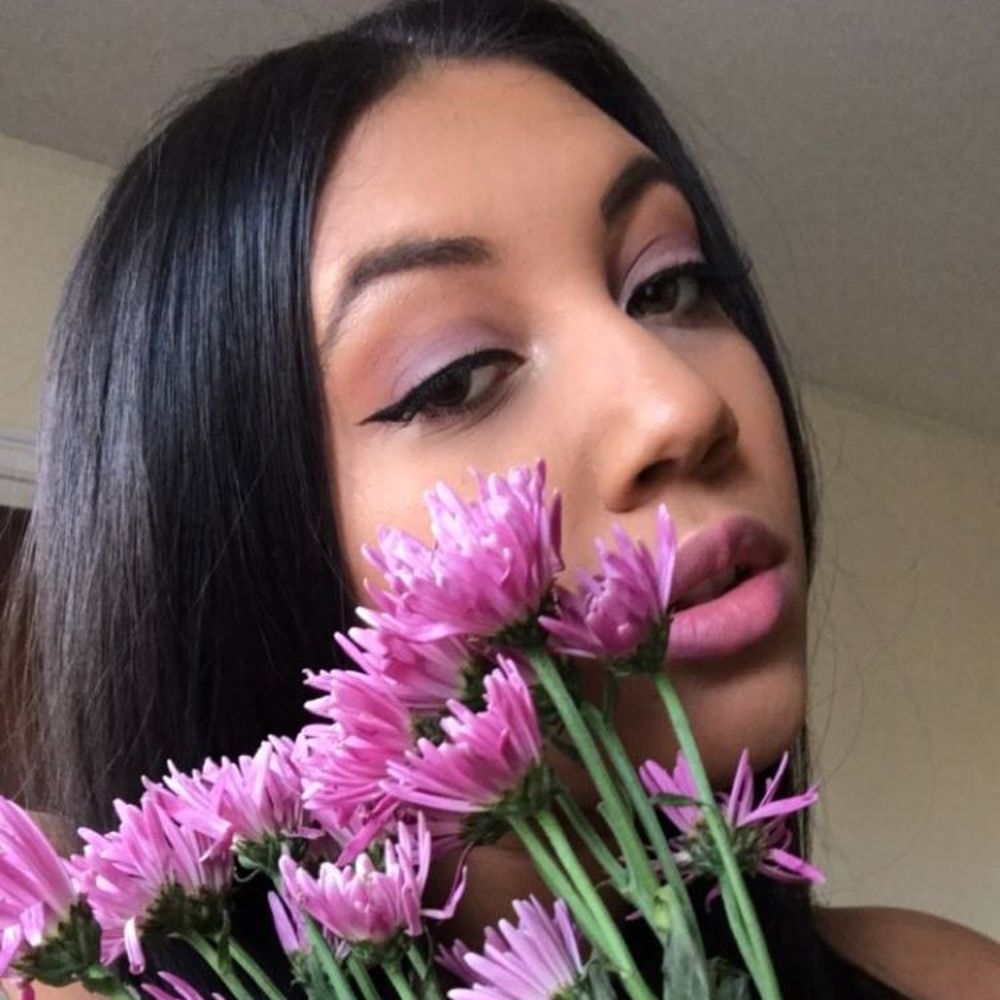 Meet your Posher, Sariah